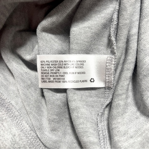 Ingrid & Isabel Maternity Women Size Large Graphic “One Lucky Mother” Sweatshirt - Picture 8 of 8